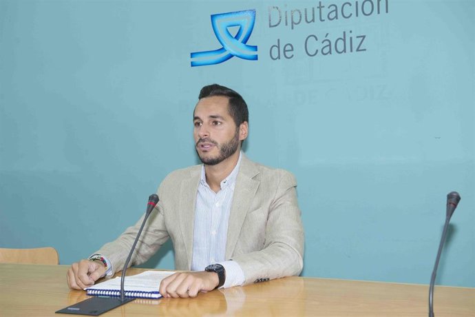 Archivo - CádizAlDía.-Diputación comienza esta semana el tratamiento de control de mosquitos de La Janda