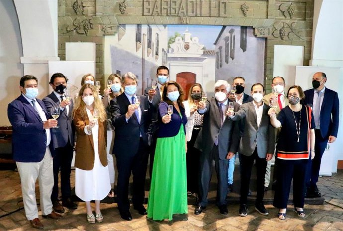 Carmen Crespo con el Marco de Jerez