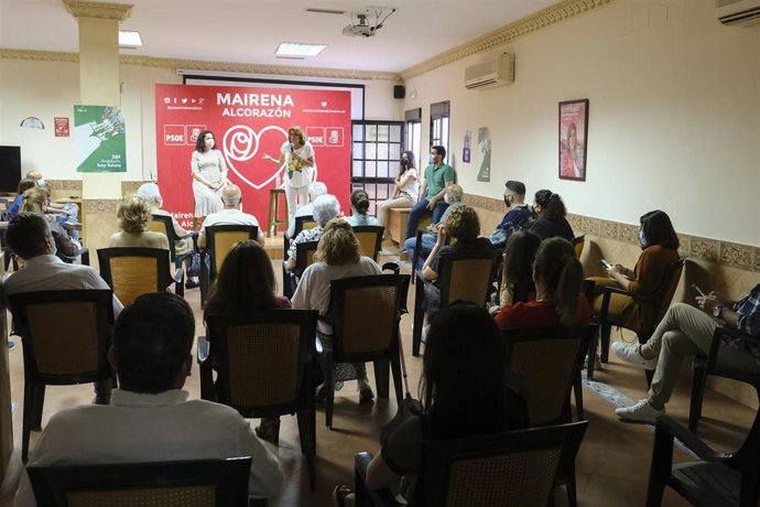 Acto con militantes de Susana Díaz en Mairena del Alcor (Sevilla)