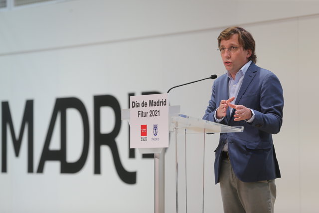 El alcalde de Madrid, José Luis Martínez- Almeida, interviene en los actos de celebración del Día de Madrid en Fitur, a 21 de mayo de 2021, en Madrid, (España). 