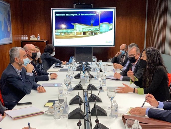La Cámara de Barcelona insta a Aena a trabajar por la ampliación del Aeropuerto de El Prat