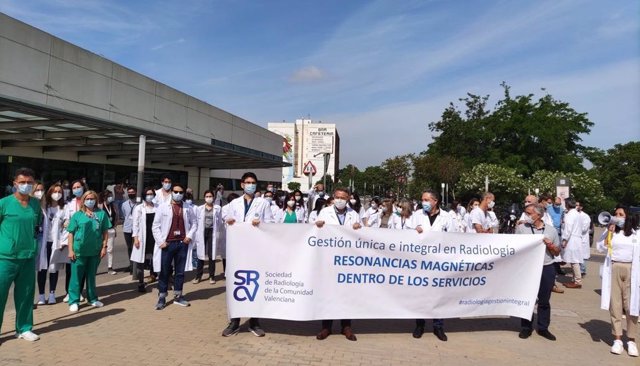 Protesta de radiólogos contra la creación de una Empresa Pública de Salud