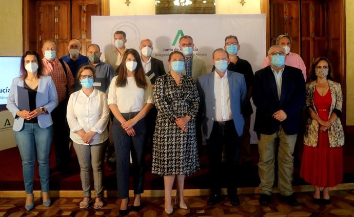 La consejera de Agricultura tras la firma con corporaciones locales de un convenio para la gestión de montes públicos de Almería