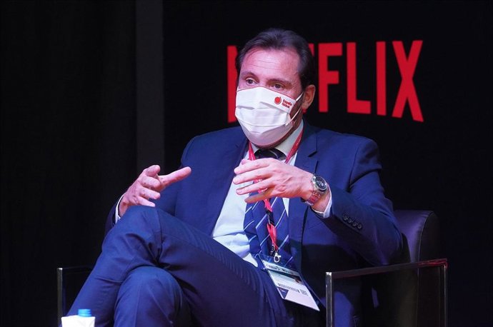 El alcalde de Valladolid, Óscar Puente, en la mesa redonda sobre el proyecto Hub Audiovisual.