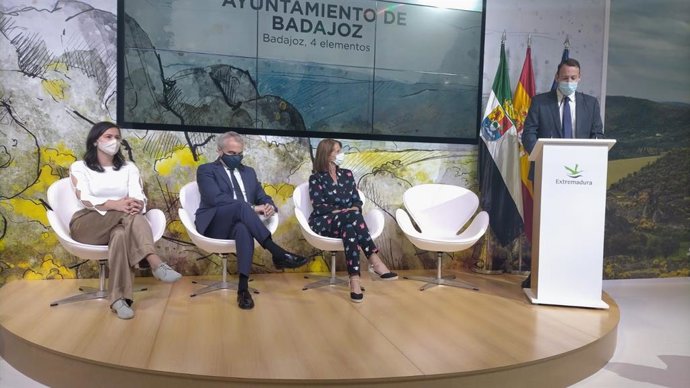 Presentación en Fitur 2021 de la oferta turística del Ayuntamiento de Badajoz