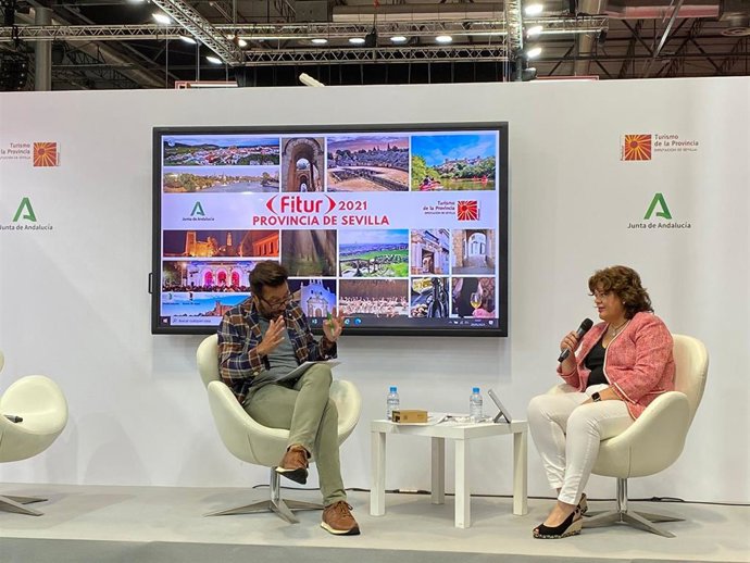 Presentación de Huévar en Fitur