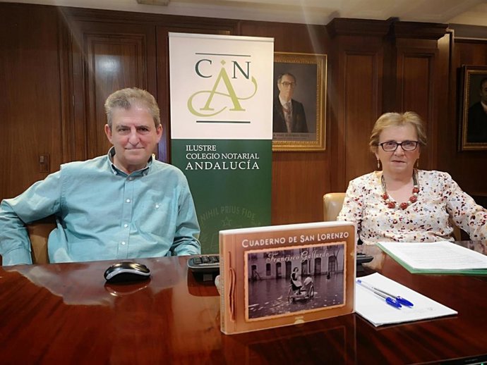 El escritor Francisco Gallardo, en la sede del Colegio Notarial de Andalucía