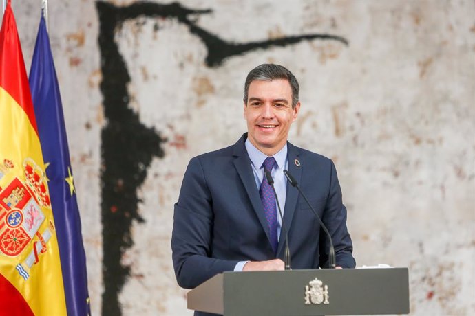 El presidente del Gobierno, Pedro Sánchez interviene durante un acto en La Moncloa con motivo de la reforma del artículo 49 de la Constitución, a 13 de mayo de 2021, en Madrid (España)