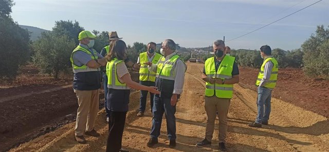 Visita a las obras de la A-6107.