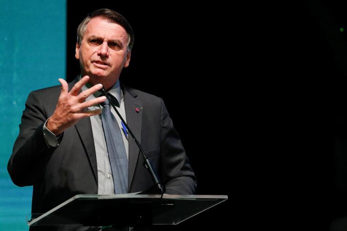 Archivo - Bolsonaro durante un acto