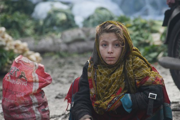 Una refugiada afganesa en Lahore, el Pakistan