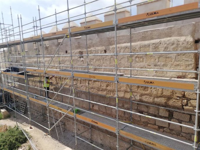 Archivo - Obras en el primer recinto de La Alcazaba de Almería