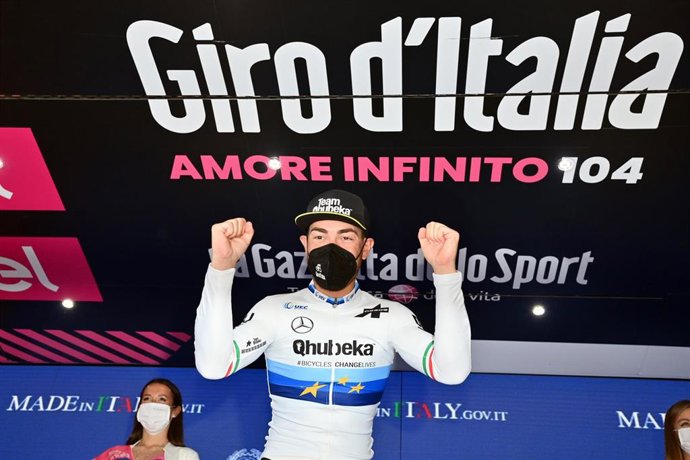 Giacomo Nizzolo tras ganar la decimotercera etapa del Giro de Italia