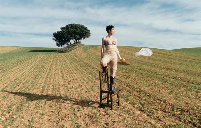 Karmento, la albaceteña que acerca el pop al folklore: