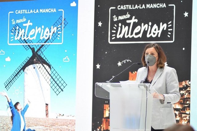 La consejera de Economía, Empresas y Empleo, Patricia Franco, valora la participación de C-LM en Fitur.
