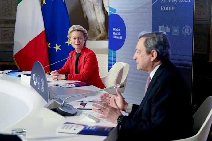 HANDOUT - 21 May 2021, Italy, Rome: Italian Prime Minister Mario Draghi (R) and European Commission President Ursula von der Leyen attend the Global Health Summit at the villa Doria Pamphilj. Photo: Etienne Ansotte/European Commission/dpa - ATTENTION: e