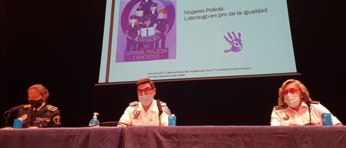 La comisaria de la Policía Local de Palma Antonia Barceló, en las I Jornadas de Género, Policía y Igualdad, de Ibiza.