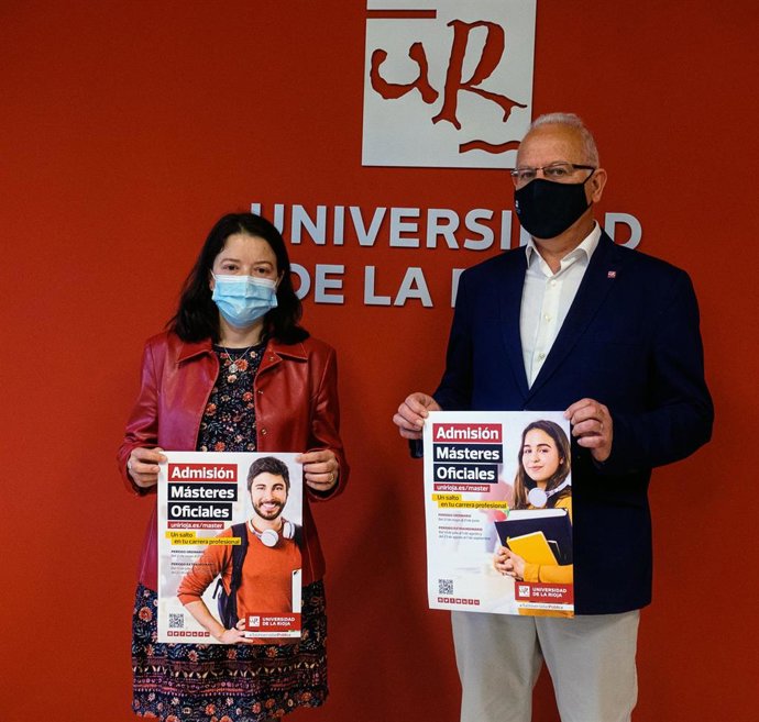 Dolores Queiruga, coordinadora en la UR del Máster de Economía Circular, y Jesús Lalinea, director de la Escuela de Máster y Doctorado