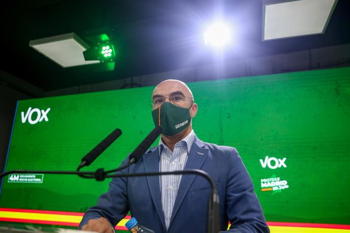 El vicepresidente primero de Acción Política y eurodiputado de Vox, Jorge Buxadé, en rueda de prensa