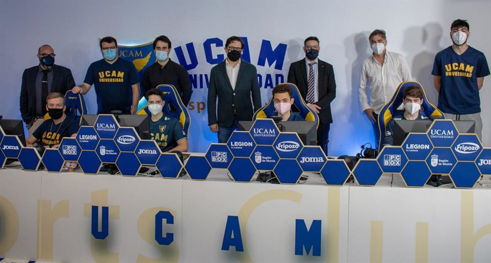 Fripozo se convierte en el nuevo patrocinador de UCAM Esports Club