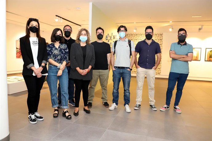 La presidenta de la Fundación Botí, Salud Navajas (cuarta por la izda.), en la presentación de los resultados de 'Cuatro X Tres. Botí Abierto'.