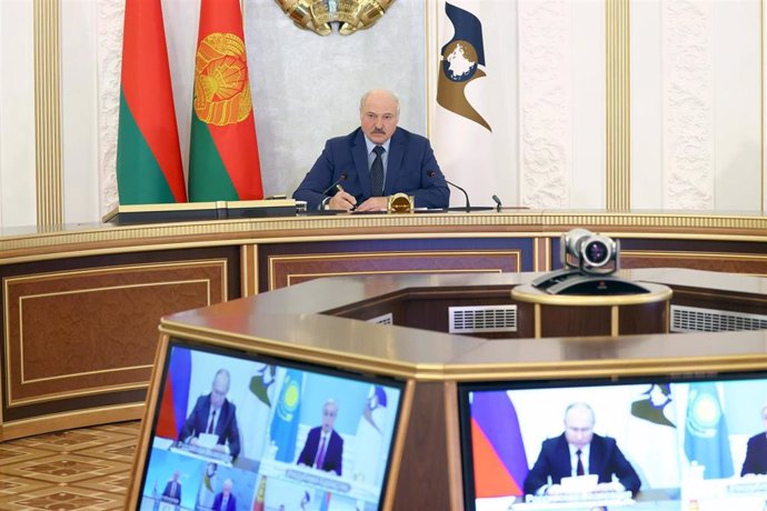 Alexander Lukashenko, presidente de Bielorrusia, durante una reunión con líderes regionales
