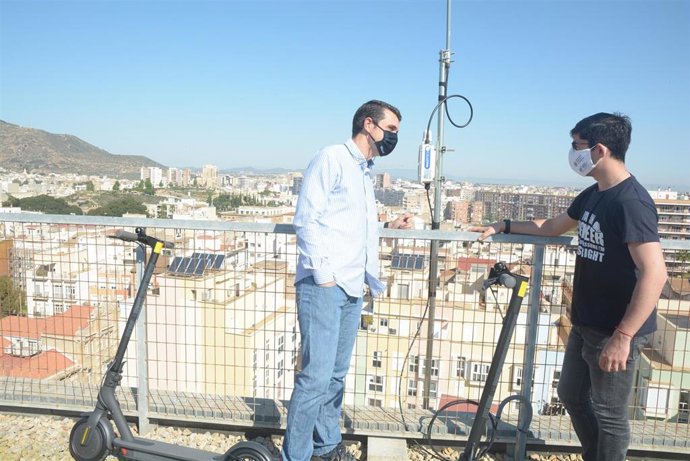 Los patines eléctricos podrán servir de estaciones meteorológicas móviles y como indicadores en tiempo real del tráfico en las urbes según investigadores de la UPCT