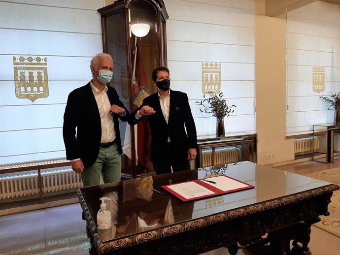 El Ayuntamiento de Logroño y Ecoembes firman un acuerdo para impulsar la economía circular y el reciclaje