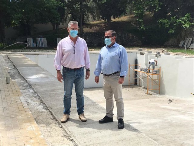 Visita a obras financiadas con el PFEA en Albanchez de Mágina