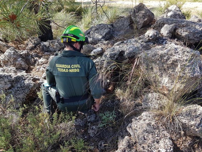 Destruido un proyectil de la Guerra Civil aparecido en Cumbres Verdes