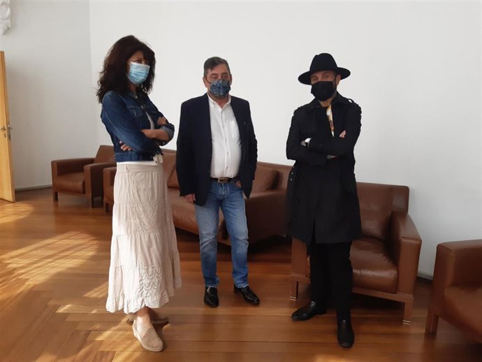 Presentación de las propuestas de Abel Azcona en el Teatro Calderón de Valladolid.