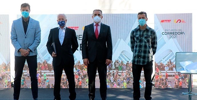 El presidente de la RFEA, Raúl Chapado, y el secretario de estado para el Deporte, José Manuel Franco, presentan los resultados de la 'Encuesta del Corredor' 2021.