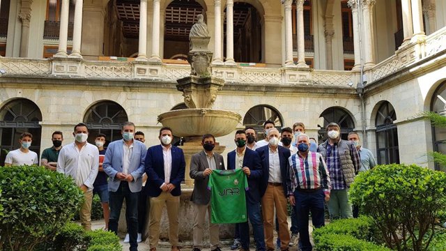 Recepción a integrantes del Atlético Mancha Real.