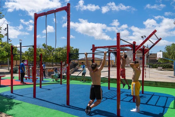 Marratxí instala un nuevo parque de calistenia en Es Campet y renueva los espacios deportivos.