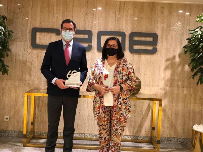 Encuentro entre la presidenta de Covirán y el presidente de la CEOE