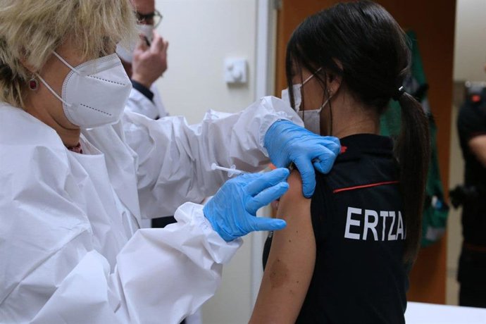 Vacunación de la Ertzaintza
