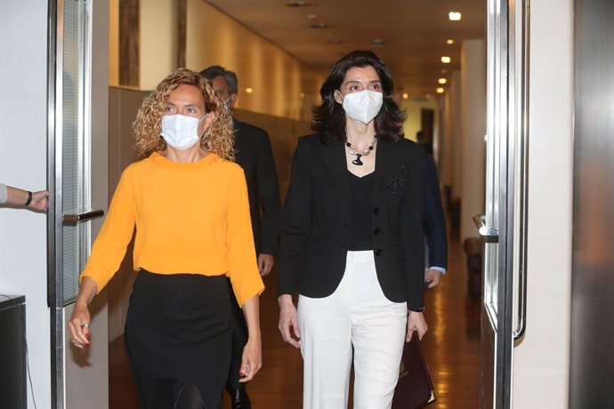 (I-D) La presidenta del Congreso, Meritxell Batet; y la presidenta del Senado, Pilar Llop; a su llegada a la jornada en el Congreso de los Diputados sobre el Estado Abierto,a 17 de mayo de 2021, en Madrid (España). Con motivo de la Semana de la Administ