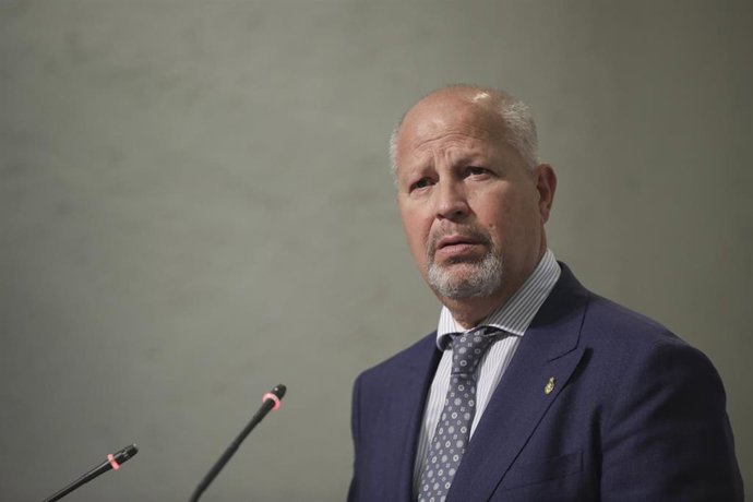 El consejero de Educación y Deporte, Javier Imbroda.