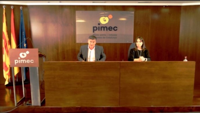 El presidente de Pimec, Antoni Cañete, y la presidenta sectorial de Pimec Metall, Concha Fuentes, en rueda de prensa telemática