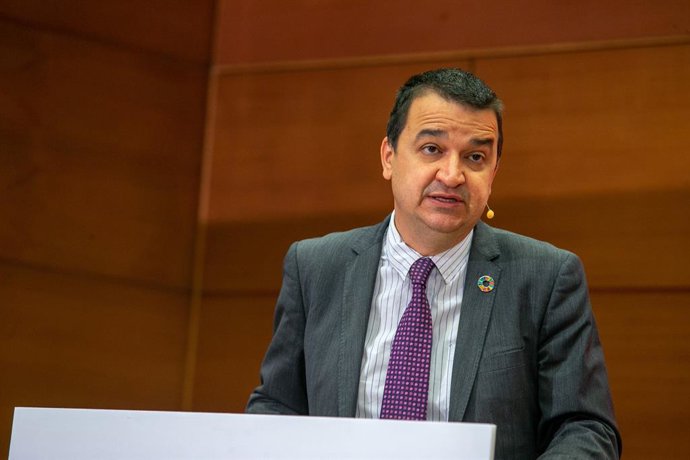 El consejero de Agricultura, Agua y Desarrollo Rural, Francisco Martínez Arroyo, participa en el foro organizado por Agro Santander y La Tribuna con la ponencia Los desafíos de la agricultura de Castilla-La Mancha.