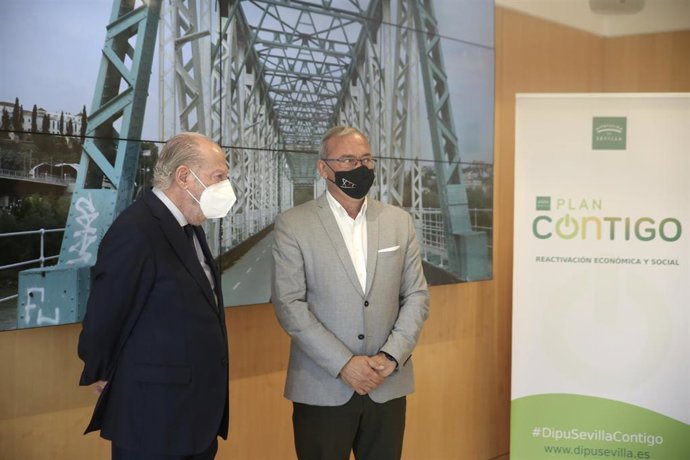 Reunión de Villalobos y Zamora en la Diputación