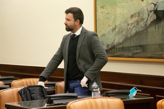 Archivo - EL diputado  Pablo Cambronero