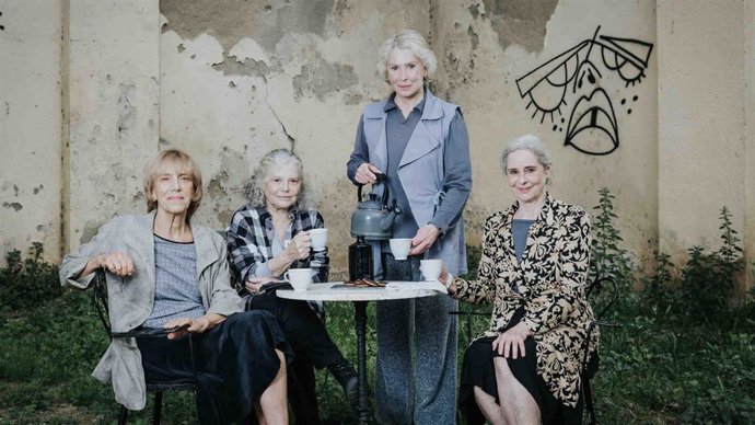 Imagen de la obra I només jo vaig escapar-ne, dirigida por Magda Puyo