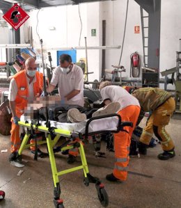 Un hombre resulta herido por un accidente laboral en Alcoi
