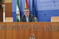 El PSOE critica a Moreno, que "se deja mangonear por la extrema derecha", por su "fracaso" en la gestión de la pandemia