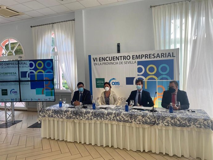 Un momento de la jornada empresarial de Lora del Río