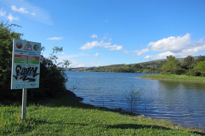 Embalse de Urrunaga (Álava)