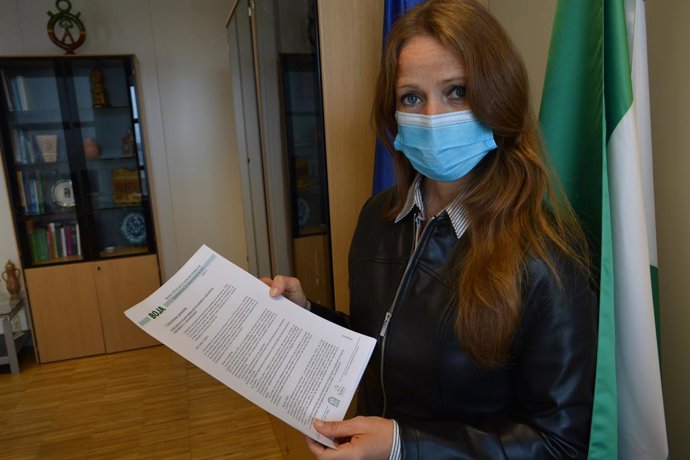 Archivo - La delegada de Transformación Económica de la Junta en Granada,  Virginia Fernández, en imagen de archivo