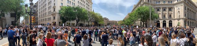 Unes 2.500 persones es concentren a Barcelona en protesta de l'ERE a BBVA
