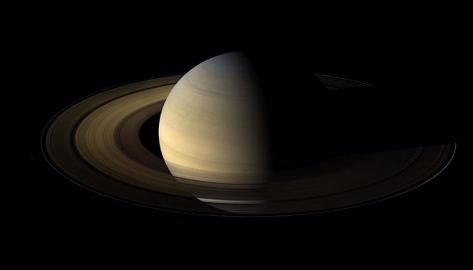 Saturno